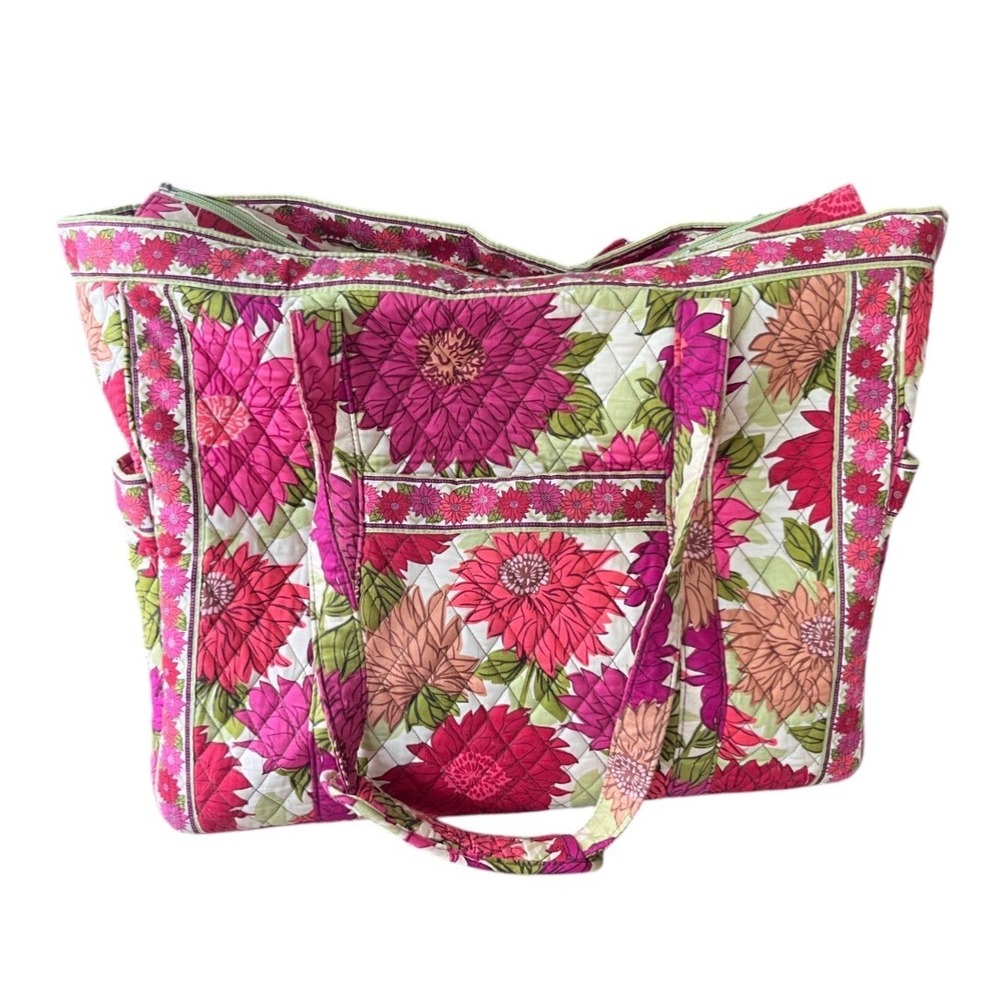 VERA BRADLEY Retired Hello Dahlia XL GET CARRIED AWAY Travel Bag Tote RED PINK